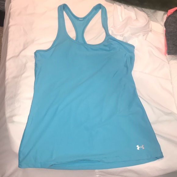 Lot of 5 workout tops - Picture 3 of 7